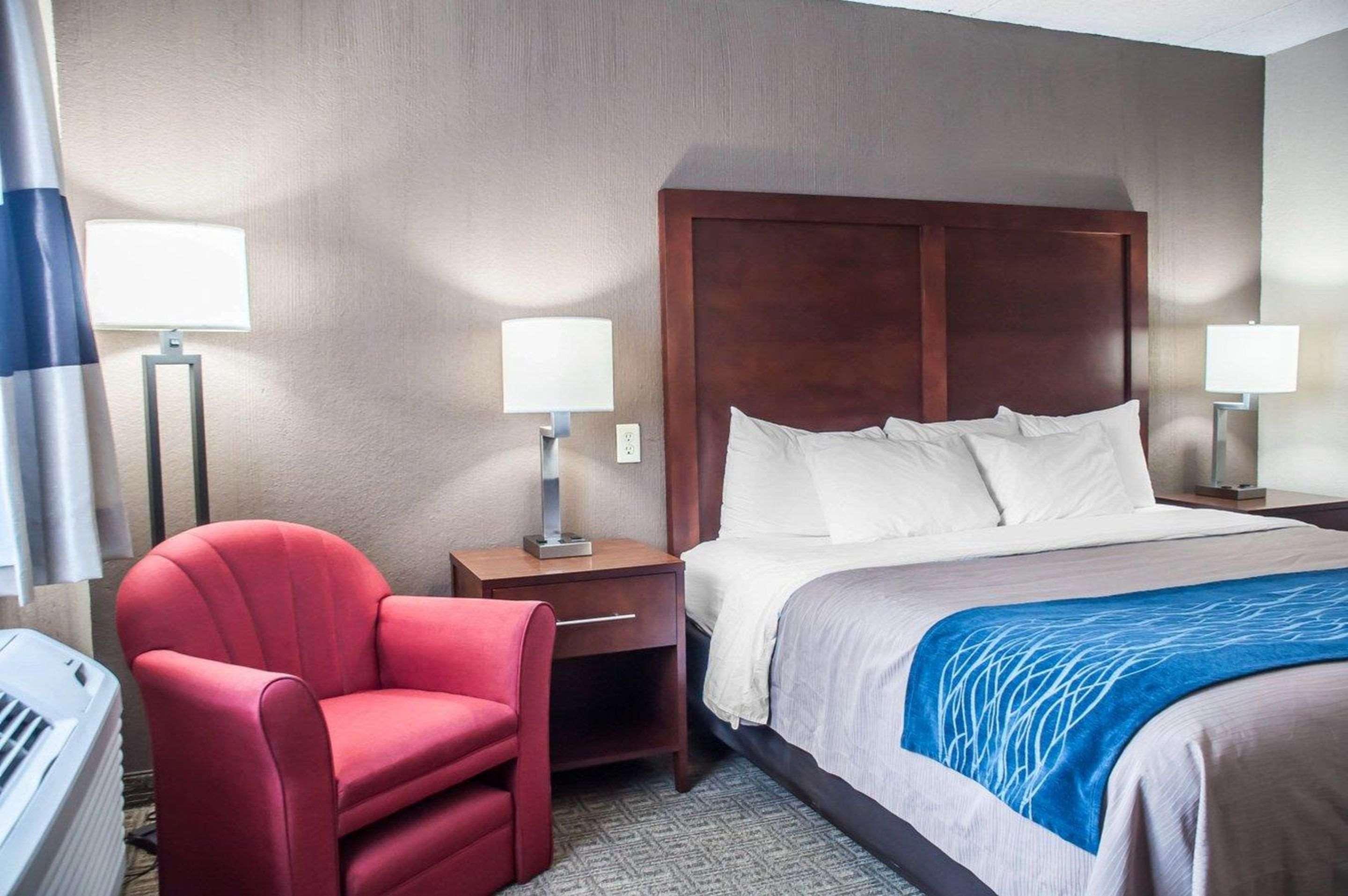 Comfort Inn University Amherst Extérieur photo