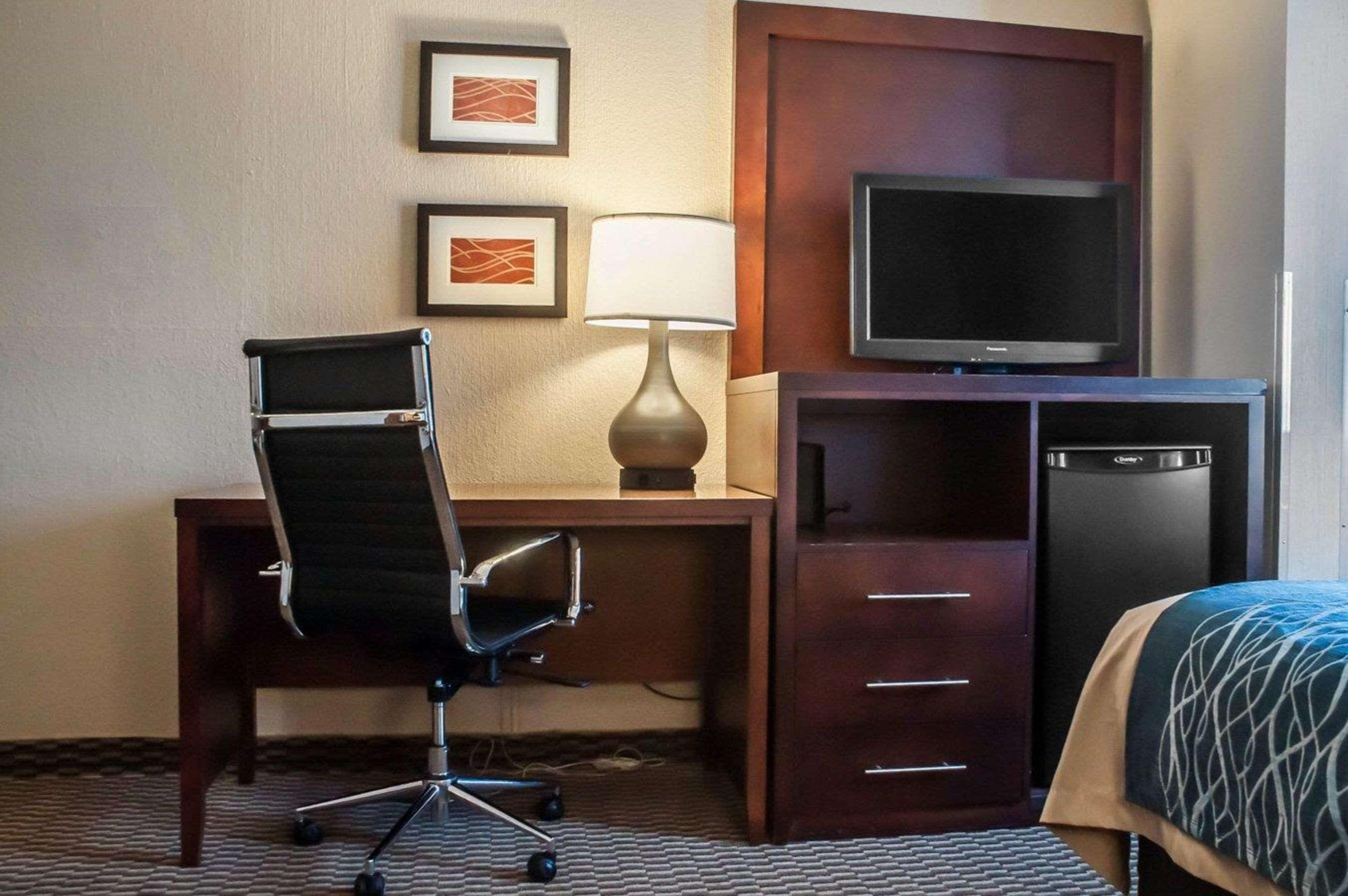 Comfort Inn University Amherst Extérieur photo