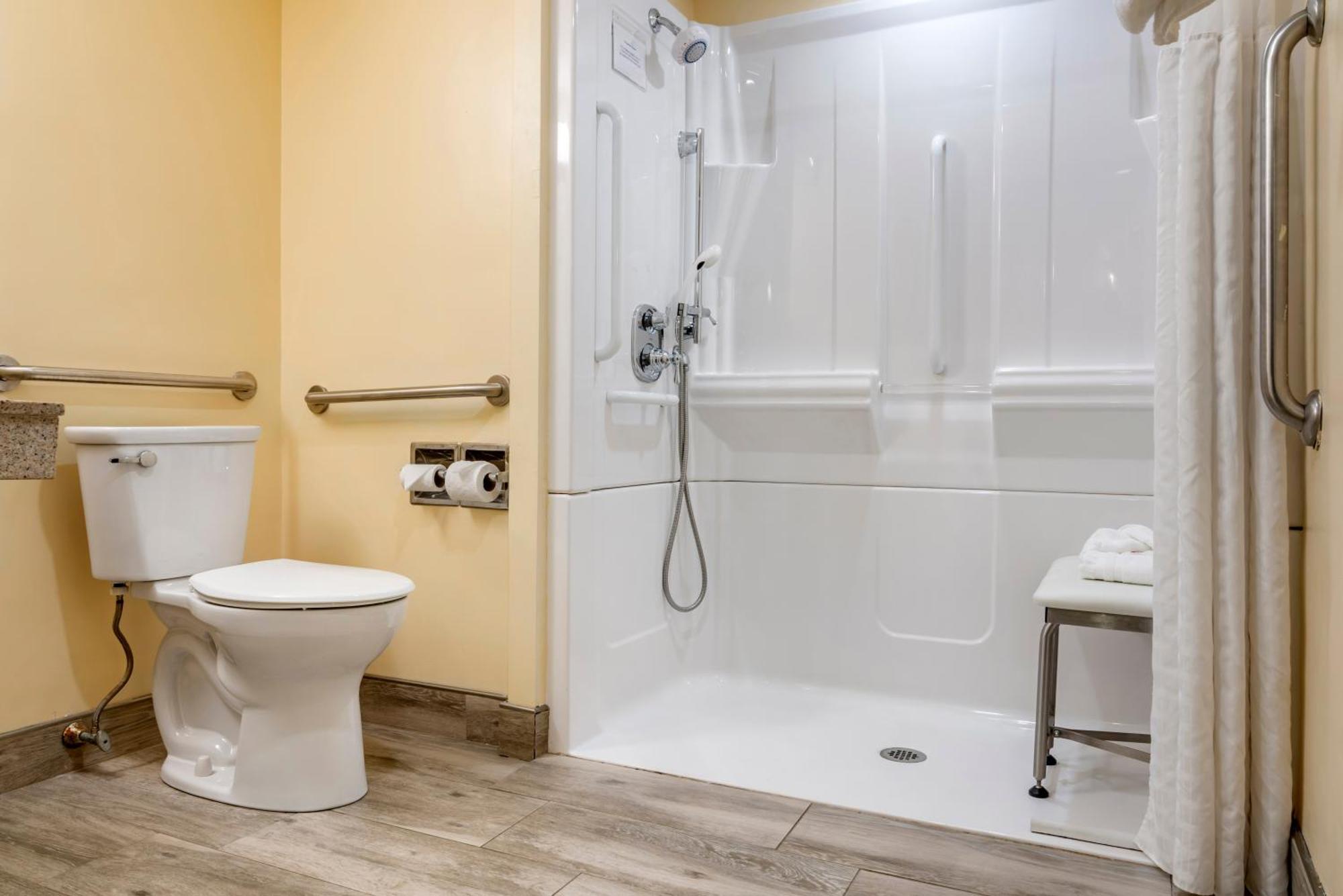 Comfort Inn University Amherst Extérieur photo