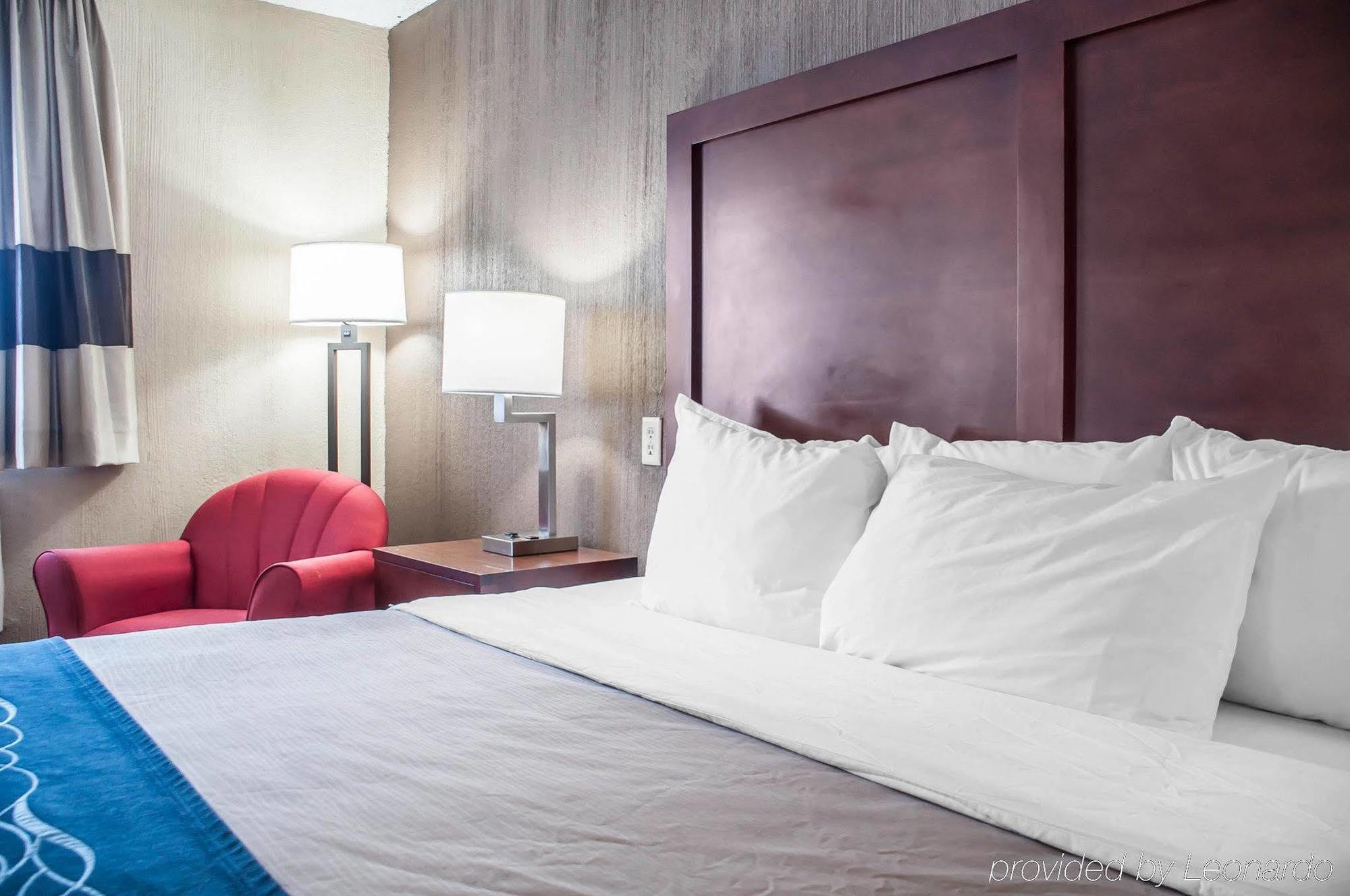Comfort Inn University Amherst Extérieur photo